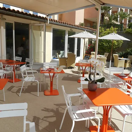 Western Matisse Hotel 3*
