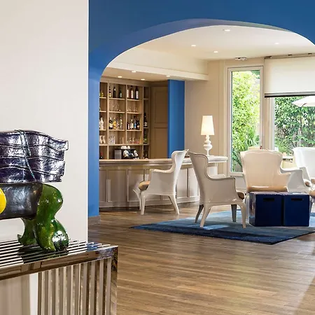 Western Matisse Готель 3*