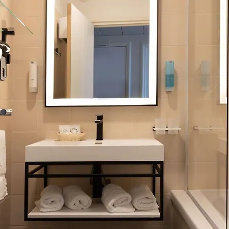 Western Matisse Ξενοδοχείο 3*